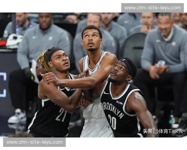 马刺击退勇士取四连胜 文班亚马防守端覆盖价值凸显 马刺击退勇士取四连胜 文班亚马防守端覆盖价值凸显